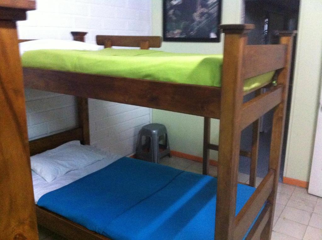 Spring City Hostel Medellín Habitación foto